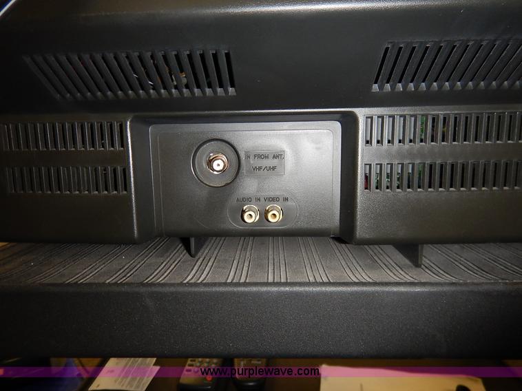 image for item AV9537 GE 20" television/VCR combination