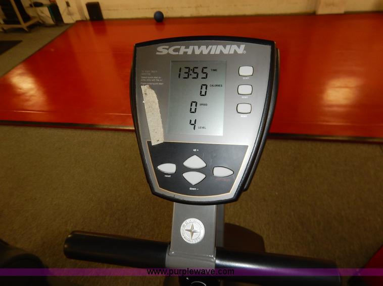 image for item AV9538 (6) assorted exercise equipment