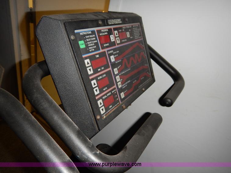 image for item AV9538 (6) assorted exercise equipment