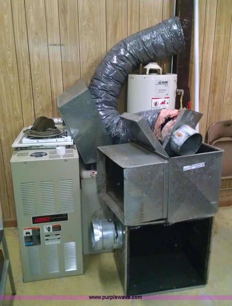 image for item AW9038 Assorted appliances