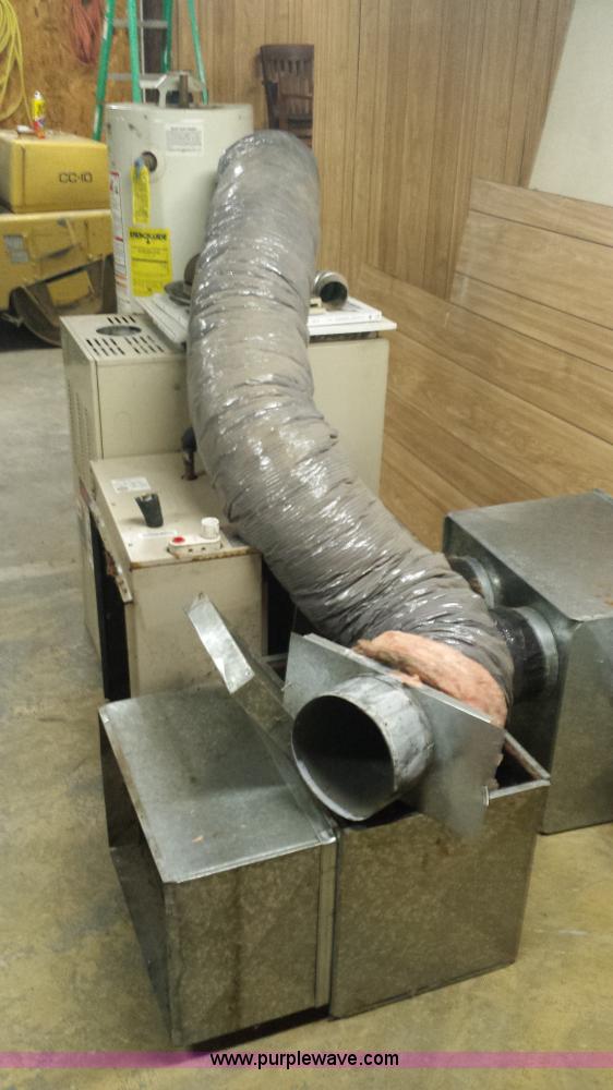 image for item AW9038 Assorted appliances