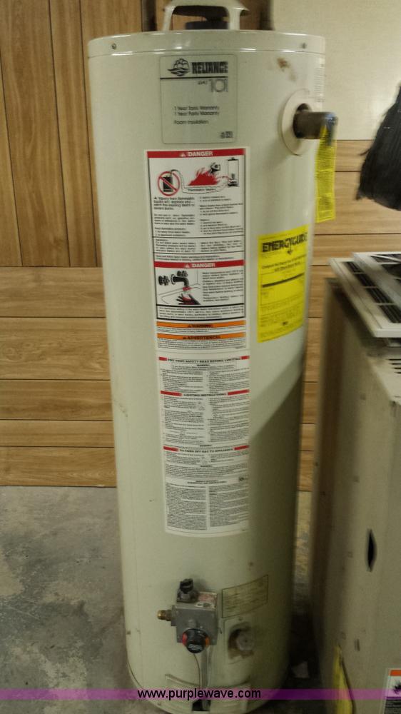 image for item AW9038 Assorted appliances