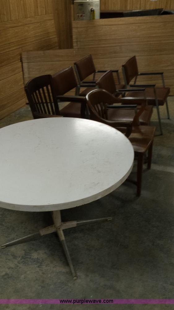 image for item AW9039 Assorted tables and chairs