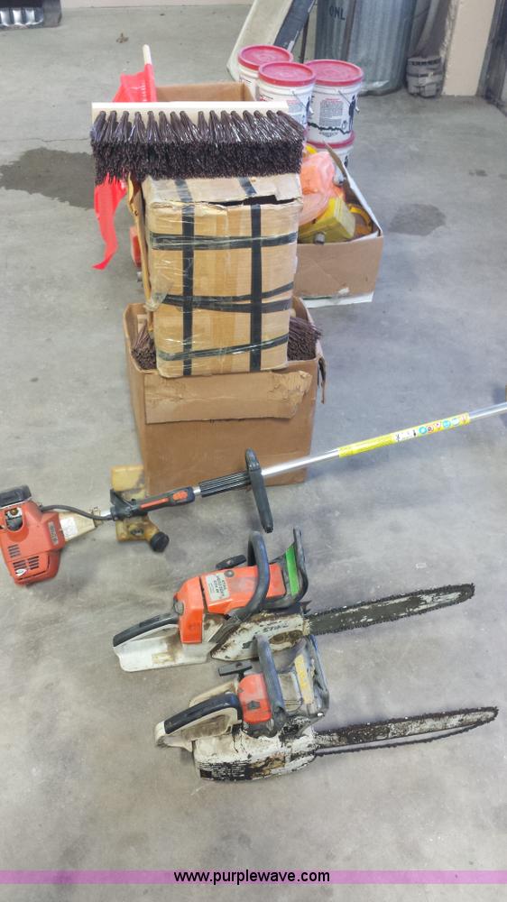 image for item AW9040 Assorted items