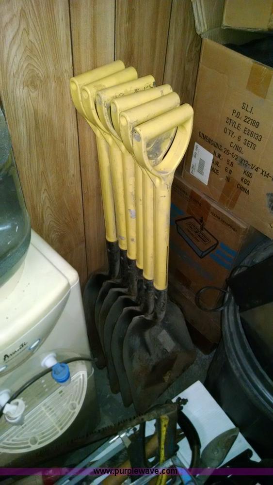 image for item AW9042 Assorted items