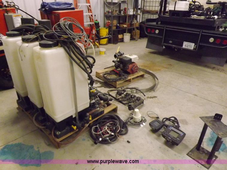 image for item AW9468 Raven spray system parts