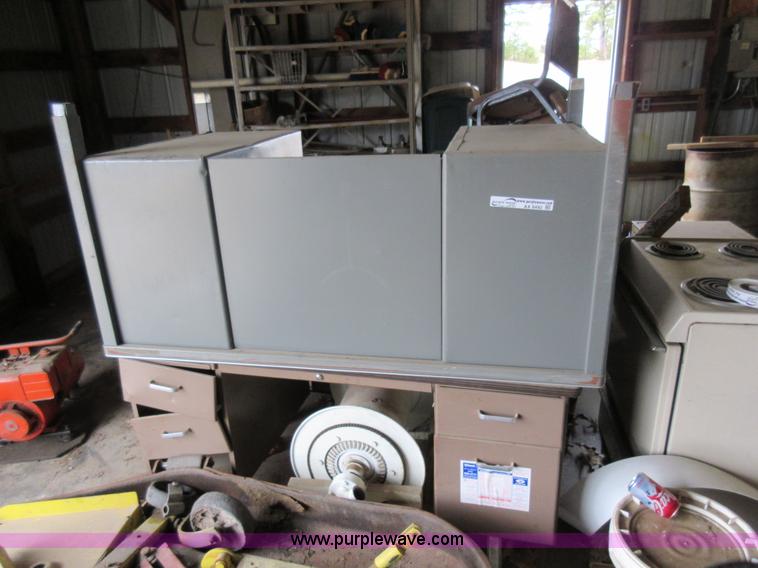 image for item AX9492 (3) desks