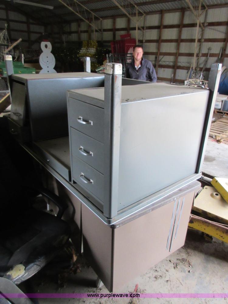 image for item AX9492 (3) desks