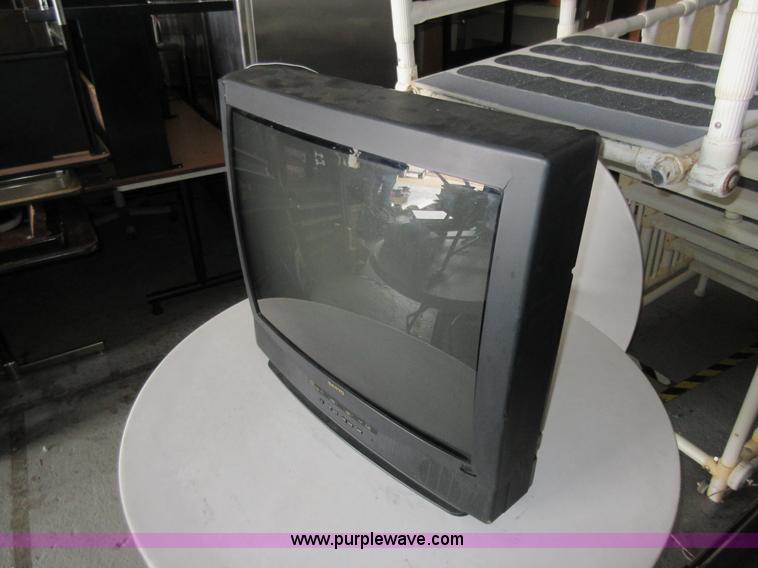 image for item AX9495 Assorted electronics