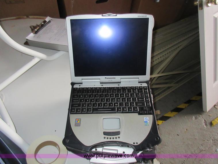 image for item AX9495 Assorted electronics