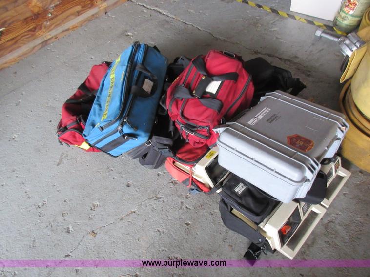 image for item AX9496 Assorted medical equipment