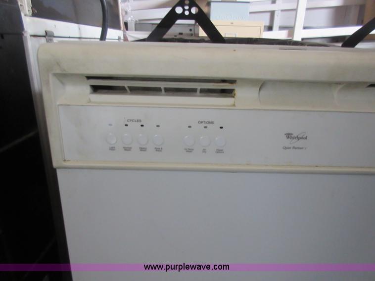 image for item B5947 (2) dish washers