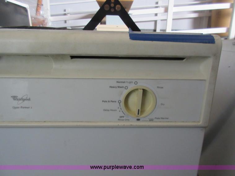 image for item B5947 (2) dish washers