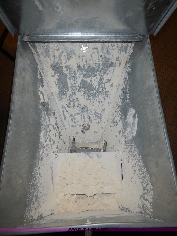 image for item BC9562 All Star line chalker