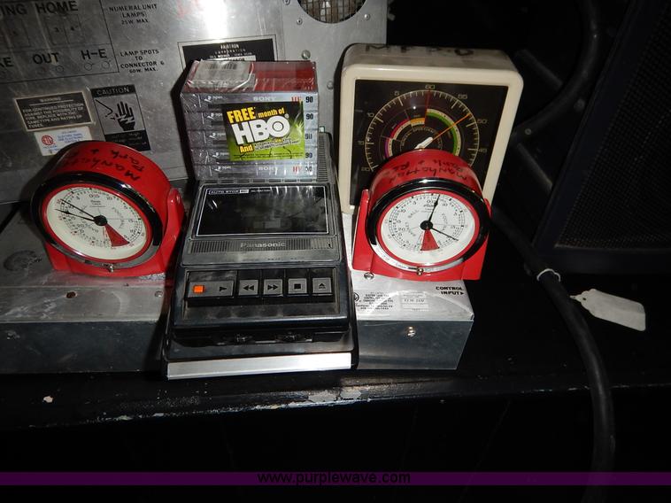 image for item BC9564 Assorted items