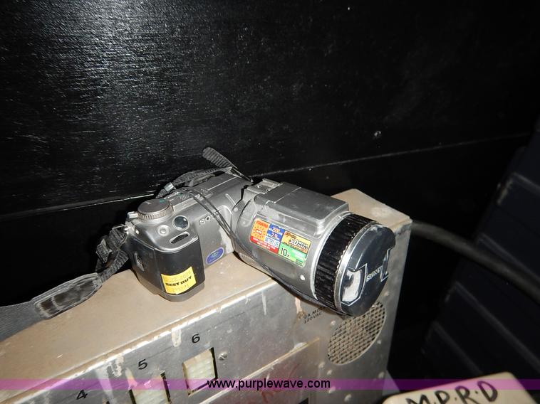 image for item BC9564 Assorted items