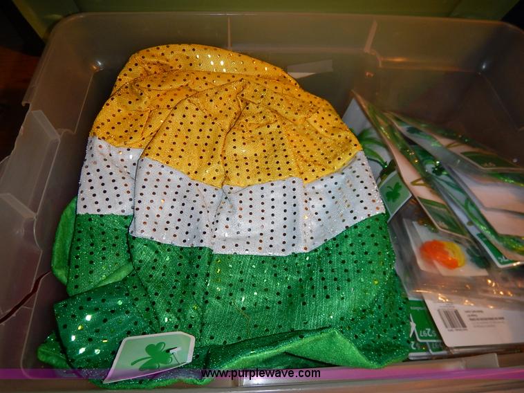 image for item BC9565 Assorted costume accessories