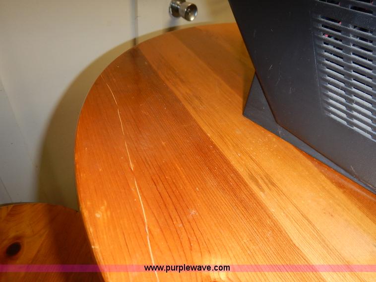 image for item BC9566 Assorted household items