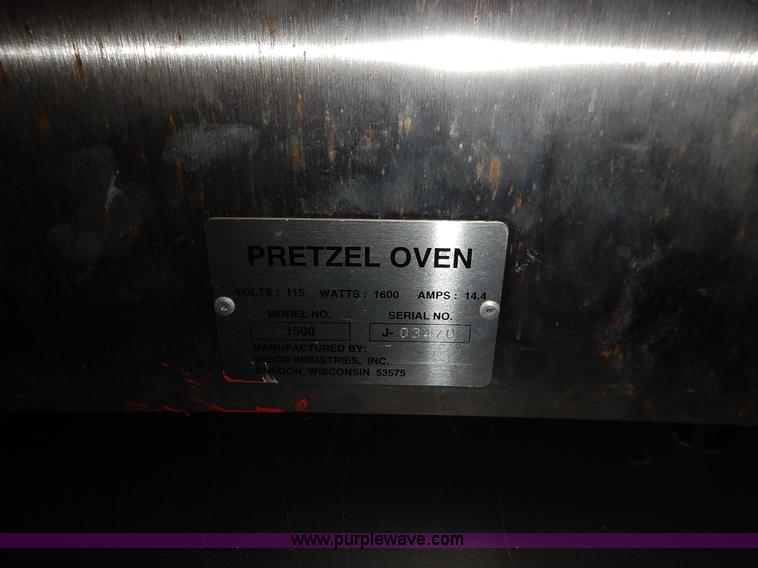 image for item BC9566 Assorted household items