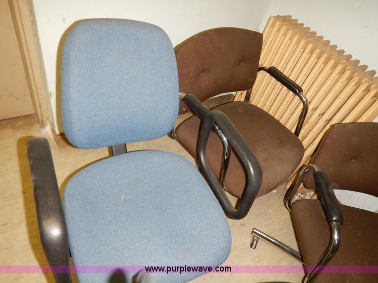 image for item BC9575 Assorted chairs