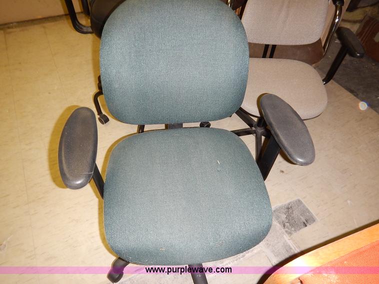 image for item BC9575 Assorted chairs
