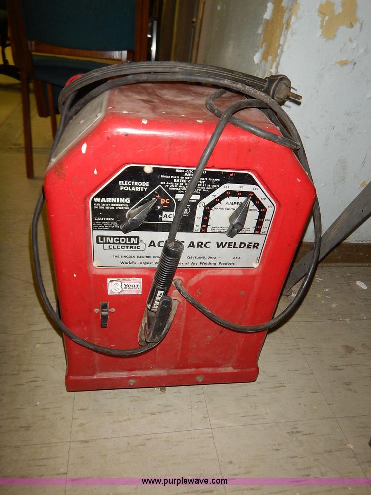 image for item BC9576 Assorted tools