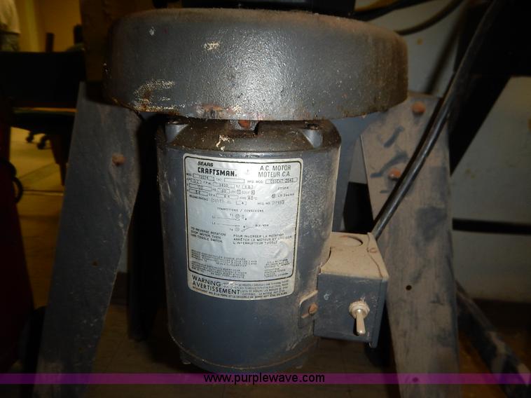 image for item BC9576 Assorted tools