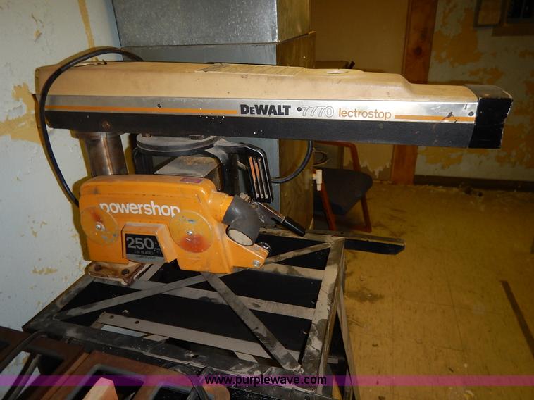 image for item BC9576 Assorted tools