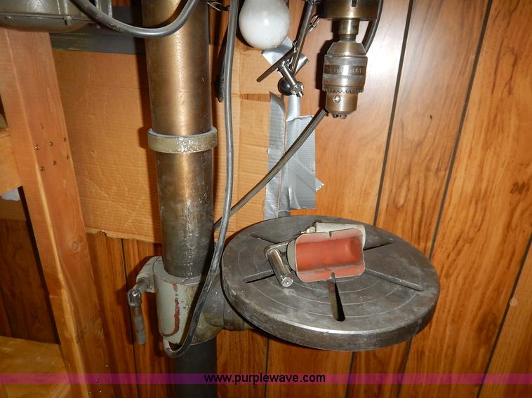 image for item BC9576 Assorted tools