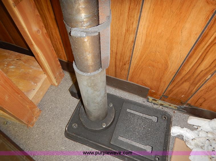 image for item BC9576 Assorted tools