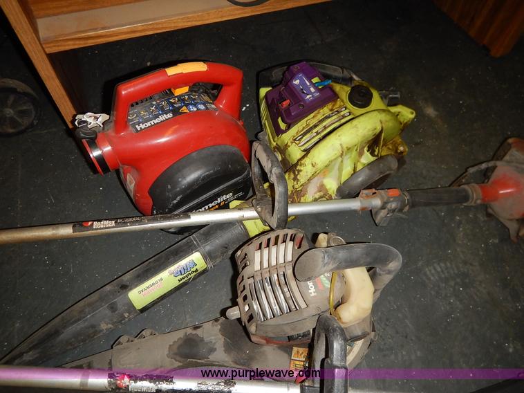 image for item BC9578 Assorted lawn equipment