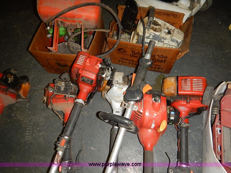 image for item BC9578 Assorted lawn equipment