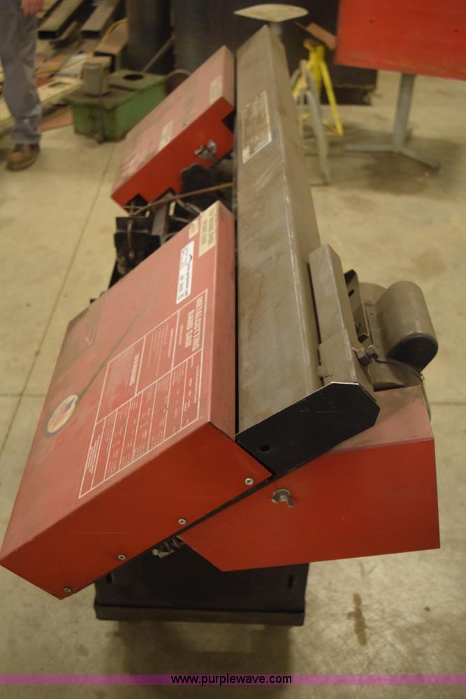 Carolina HV20 horizontal band saw in Hutchinson, KS | Item BP9889 sold