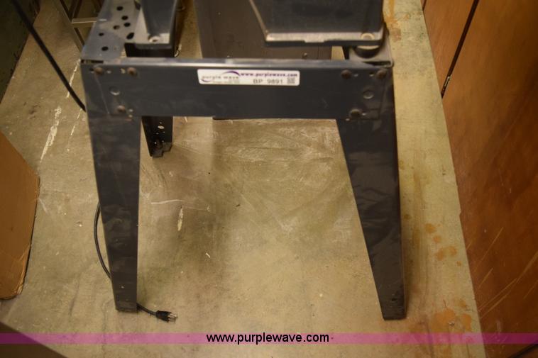 image for item BP9891 Craftsman 113.207600 18" scroll saw