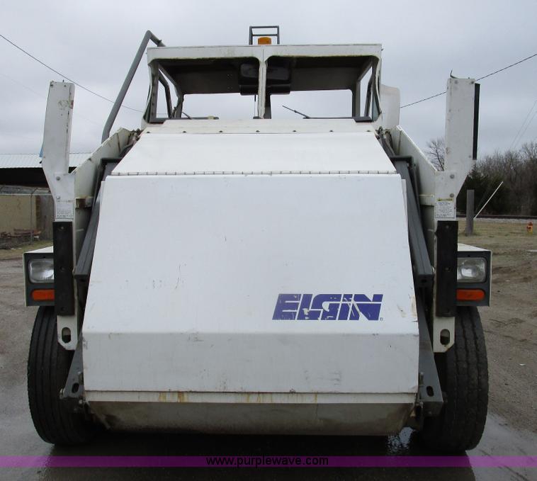 image for item D2383 Elgin Pelican Series P street sweeper