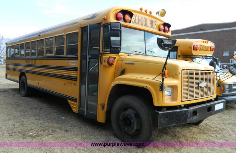 image for item D6114 1998 Chevrolet B7 Blue Bird school bus