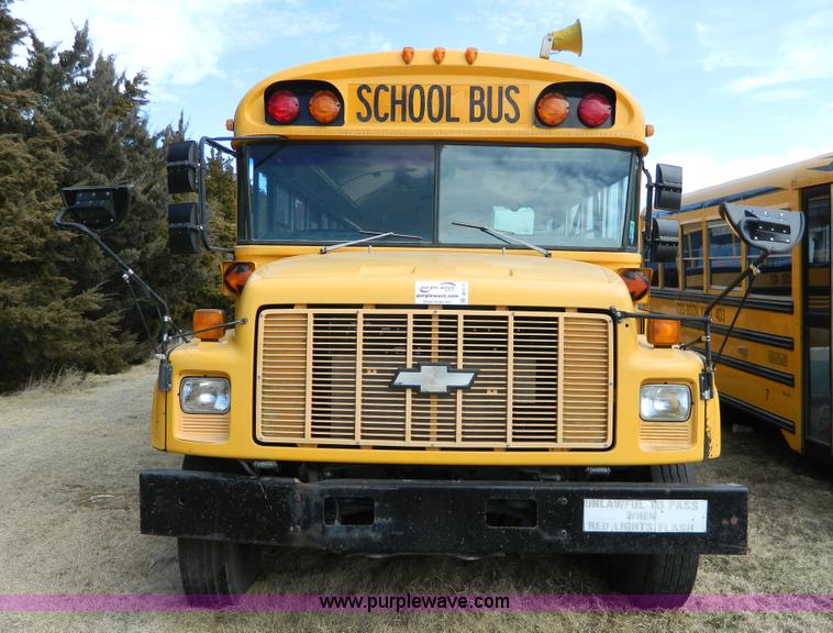 image for item D6114 1998 Chevrolet B7 Blue Bird school bus