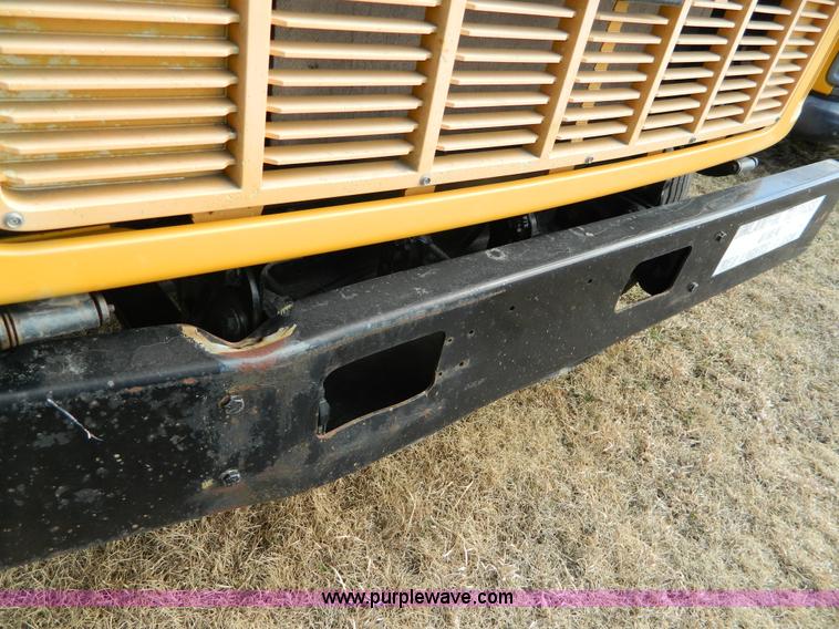 image for item D6114 1998 Chevrolet B7 Blue Bird school bus