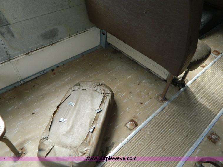 image for item D6114 1998 Chevrolet B7 Blue Bird school bus