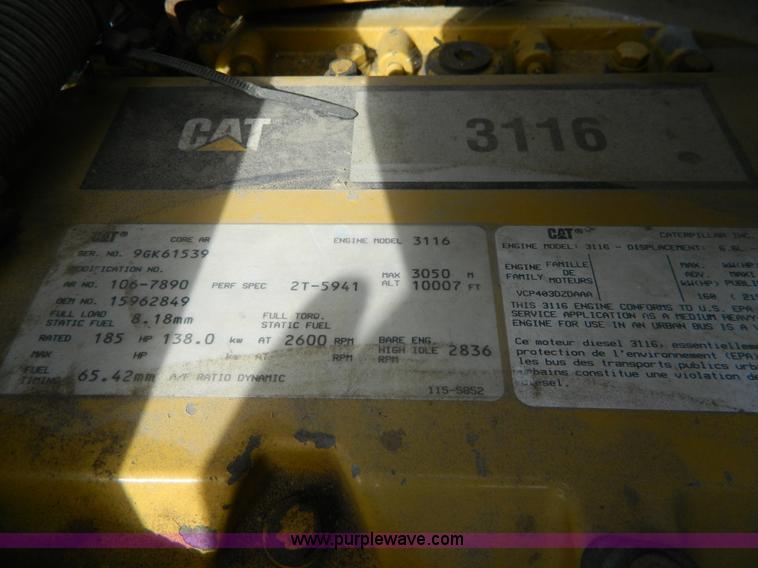 image for item D6114 1998 Chevrolet B7 Blue Bird school bus