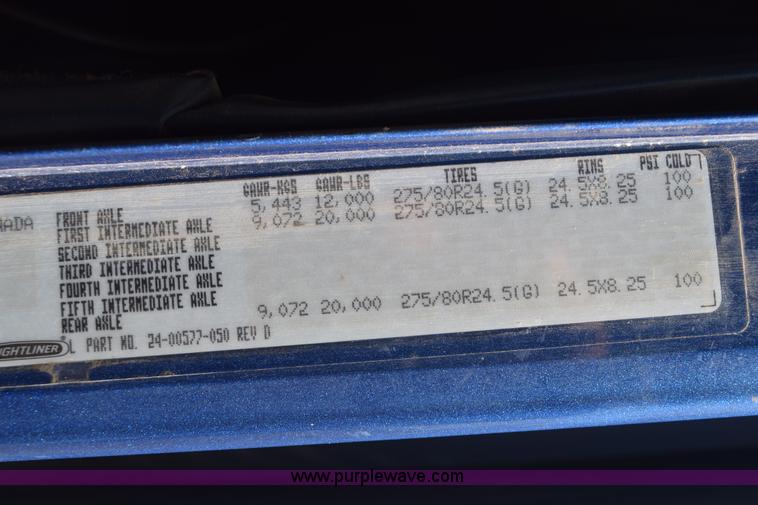 image for item E6280 1998 Freightliner FLD semi truck