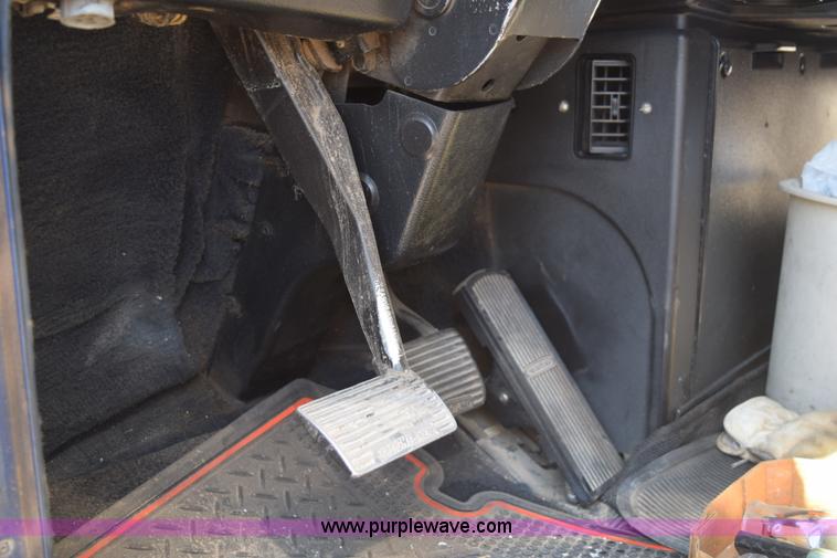 image for item E6280 1998 Freightliner FLD semi truck