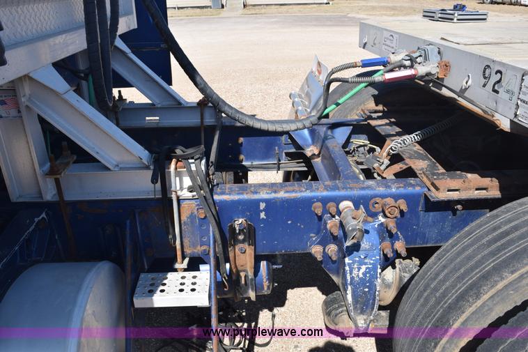 image for item E6280 1998 Freightliner FLD semi truck