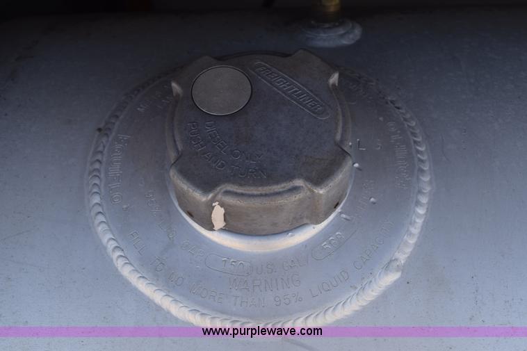 image for item E6281 1999 Fontaine flatbed trailer