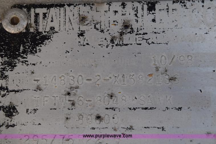 image for item E6281 1999 Fontaine flatbed trailer