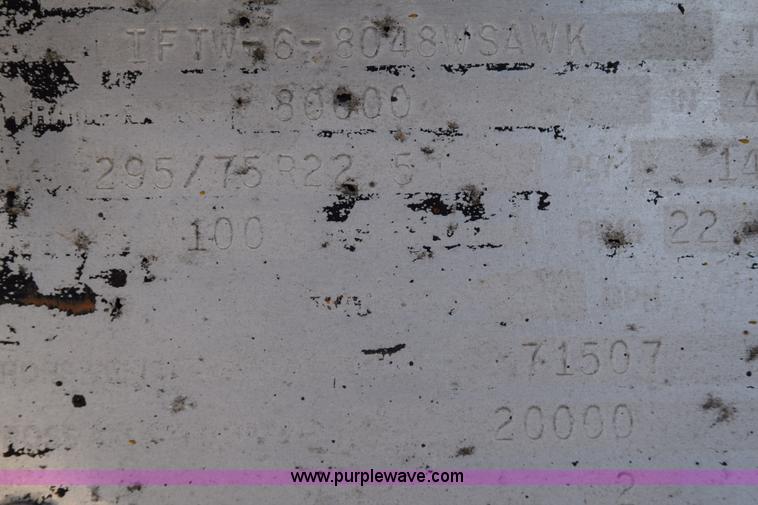 image for item E6281 1999 Fontaine flatbed trailer