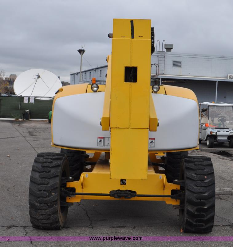 image for item F2101 2005 Haulotte HA61 JRT boom lift