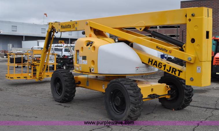 image for item F2101 2005 Haulotte HA61 JRT boom lift