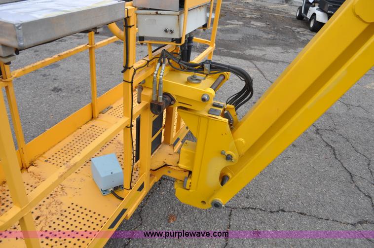 image for item F2101 2005 Haulotte HA61 JRT boom lift