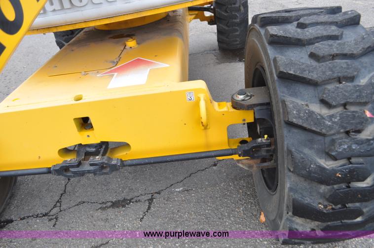 image for item F2101 2005 Haulotte HA61 JRT boom lift
